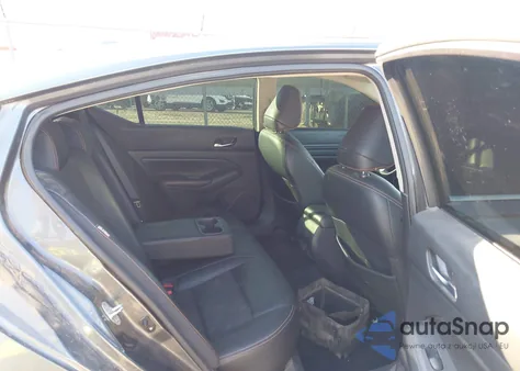 2019 Nissan Altima 2.5 Sr z USA, uszkodzony, nr VIN 1N4BL4CV7KN320264